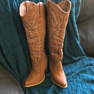 Cowboy Kneelength Highhill boots